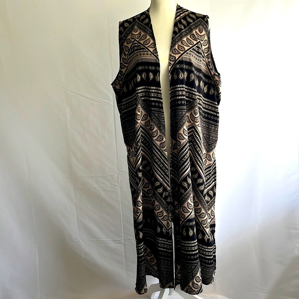 Lularoe “Joy “, 3 Panel Cardigan, Size XL, Black/multi, geometric/floral design.